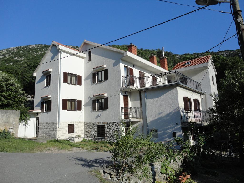 Mira Apartment